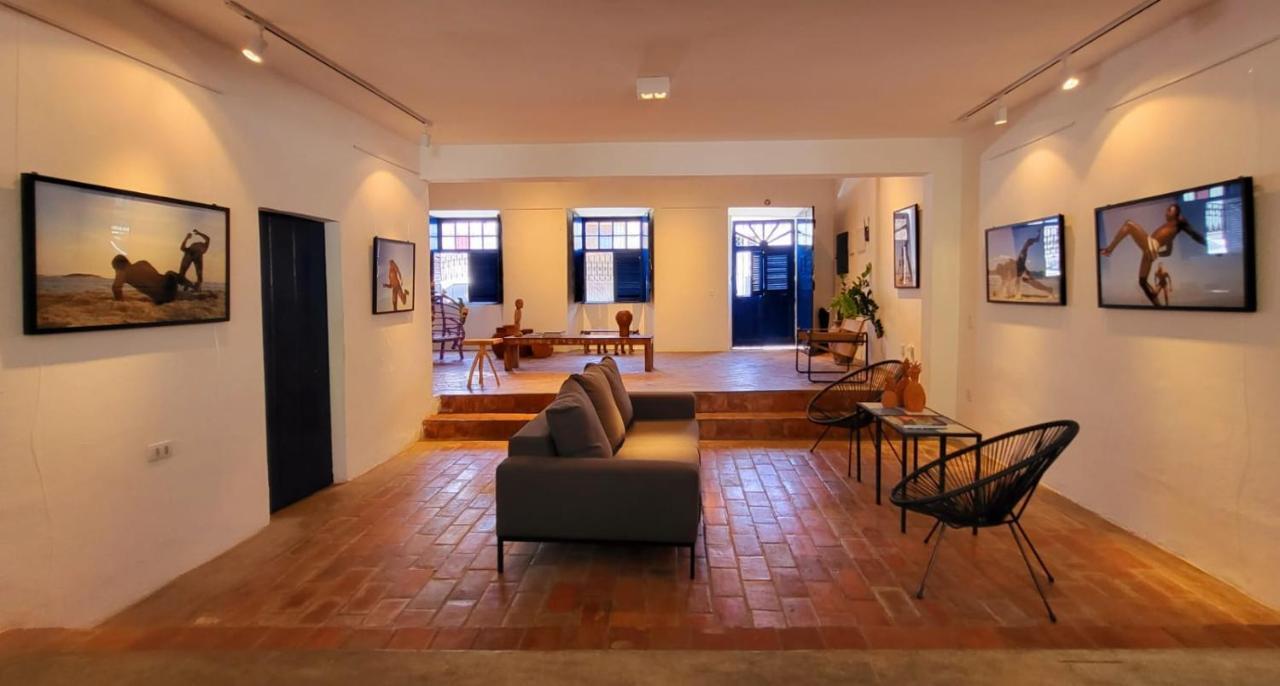 אולינדה Guest House & Art Gallery מראה חיצוני תמונה